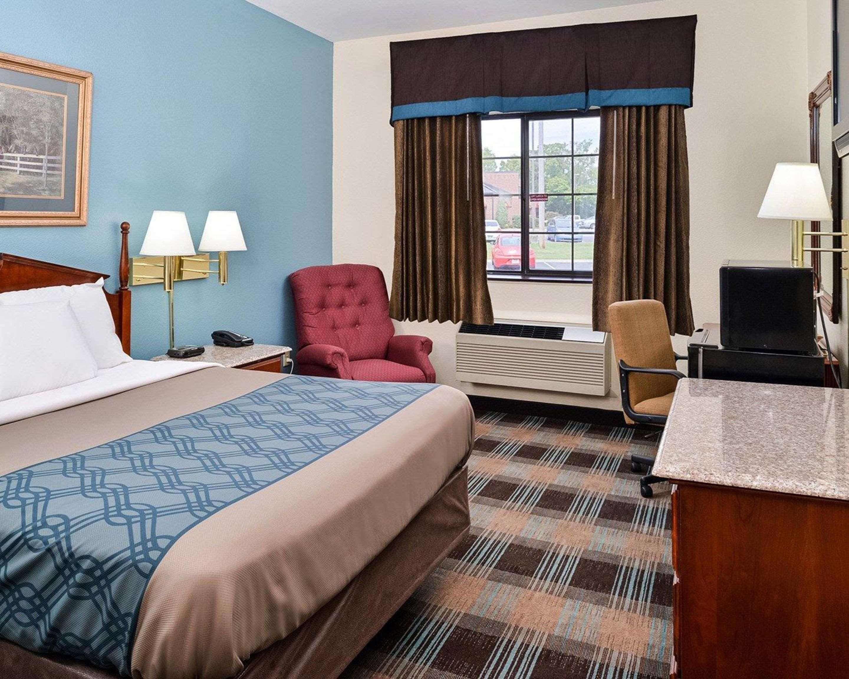 Econo Lodge Inn & Suites Shelbyville Exterior foto